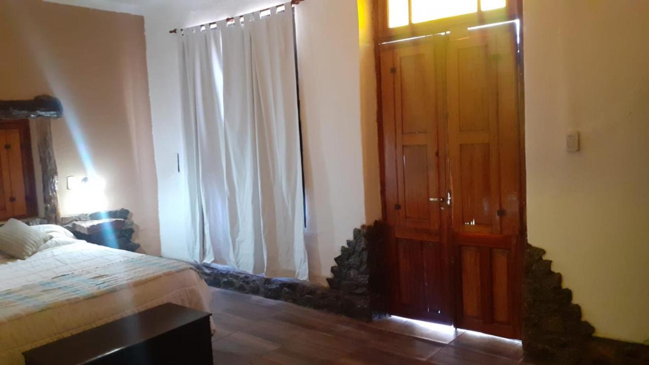 Hotel Hacienda Casa Blanca Tinogasta Eksteriør bilde